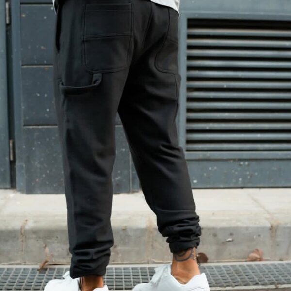 IMG_20251218_181041_(932_x_1400_píxel)